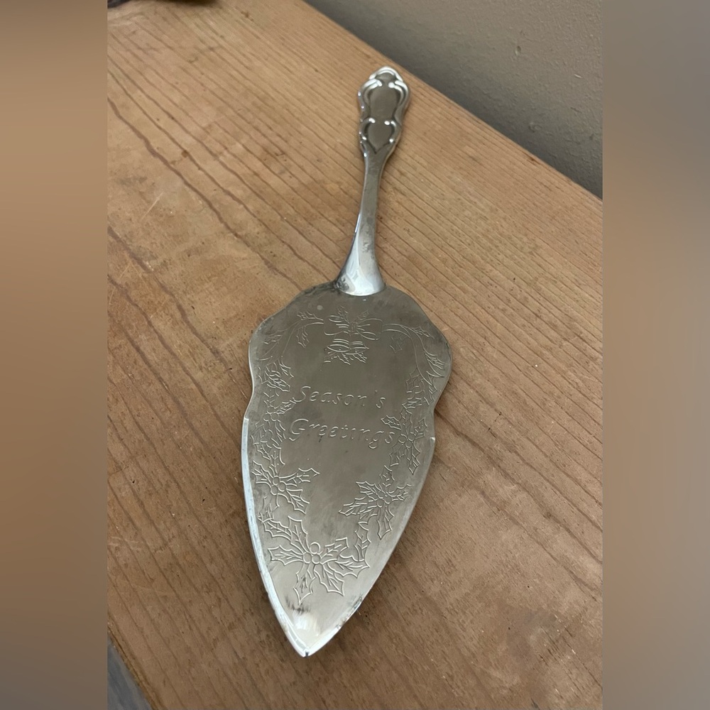 Vintage Christmas Silverplated Cake Pie Server Season's Greetings